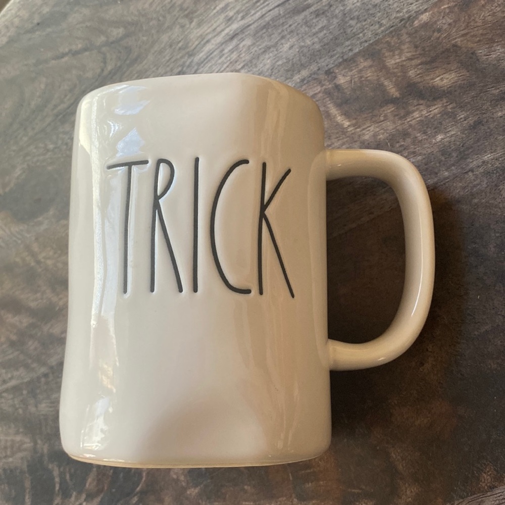 Rae Dunn FALL Trick or treat mug Orange double sided LL NWT NEW Halloween